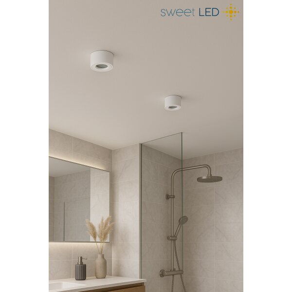 Rund LED Aufbaustrahler IP44 Bad 65mm | Weiß Matt mit Silberring | 230V Aufputz Deckenspot flach Ø 80mm